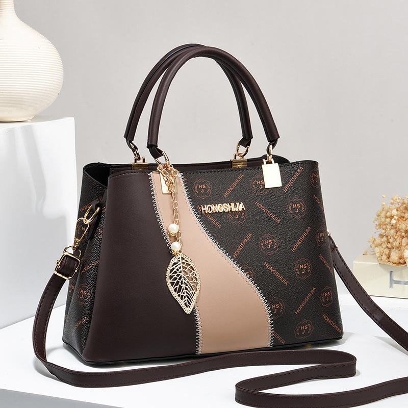Contrasting Colors, Fashionable and Large-capacity Shoulder Mother Handbag, Female Crossbody Flower Trend, New 2025 Bag
