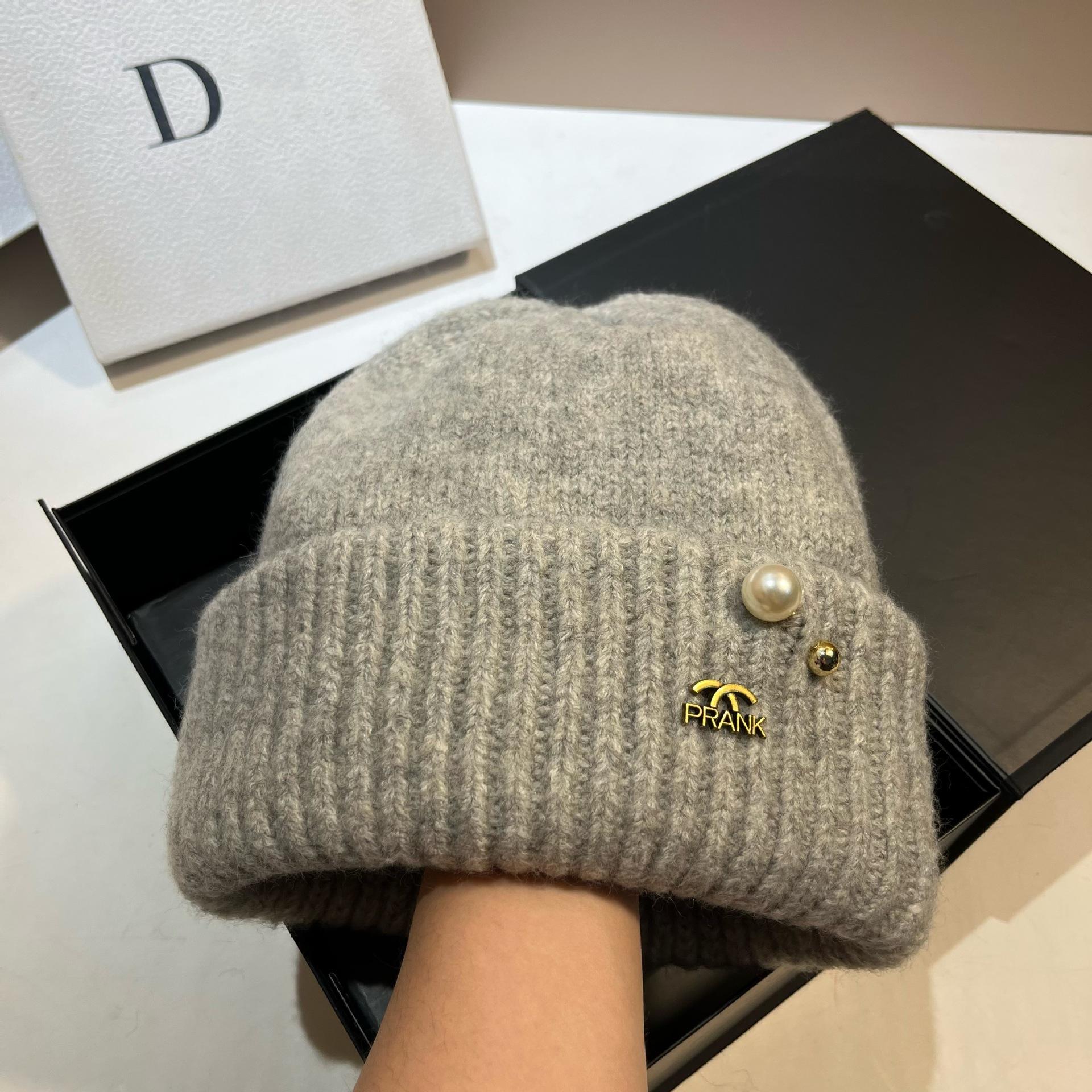 Xiaoxiangfeng Pearl Wool Hat Winter Warm Wool Blended Knitted Hat Sweet Bald Hat One size fits all