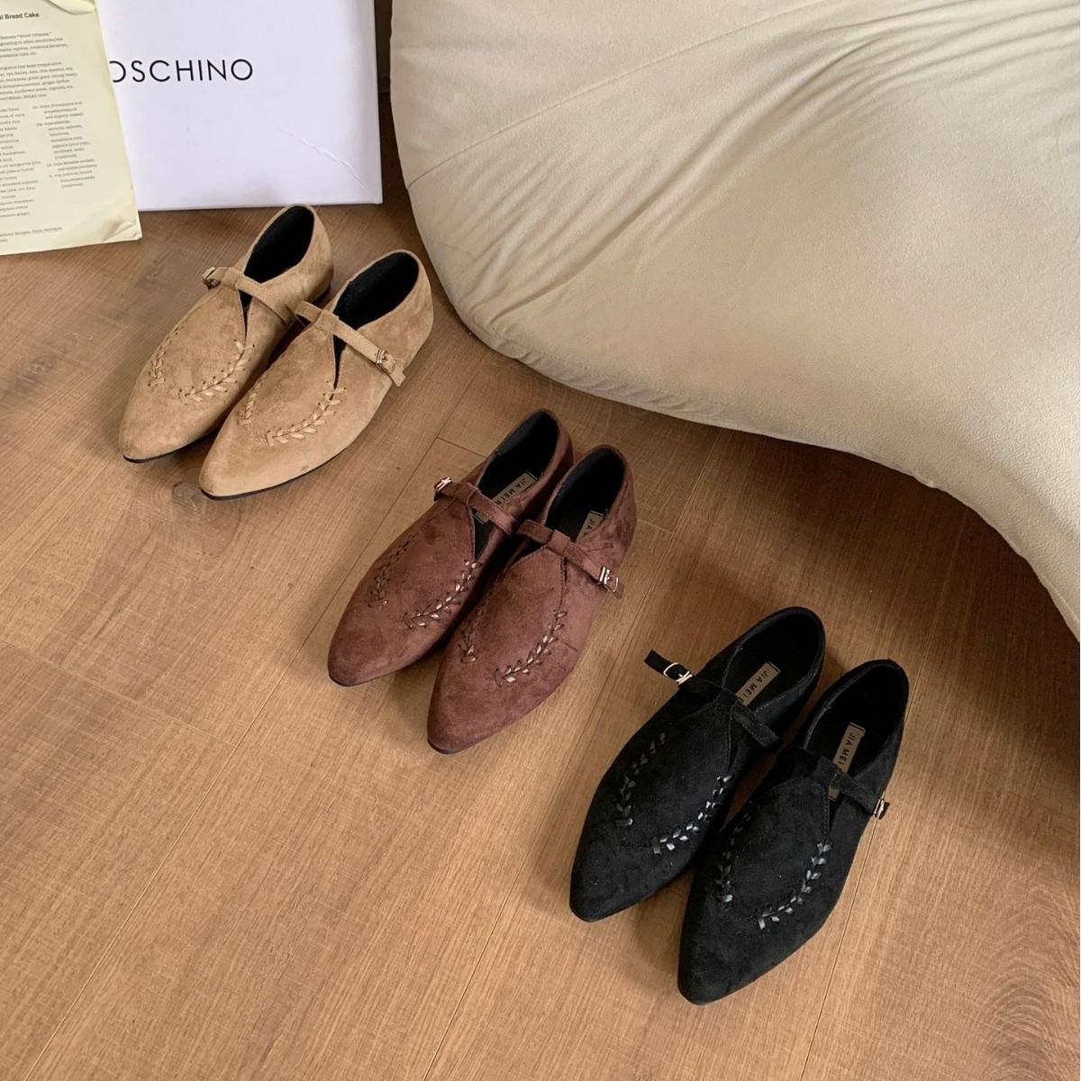 

2025 autumn new light mouth suede thick heel niche soft sole one word with woven versatile women s single shoes 40 кофейный