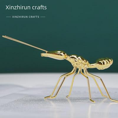 Goldene Ameisen Ornamente: Elegante Desktop-Heimdekoration, Retro-Metallhandwerk, Perfekte kleine Einrichtungsgegenstände
