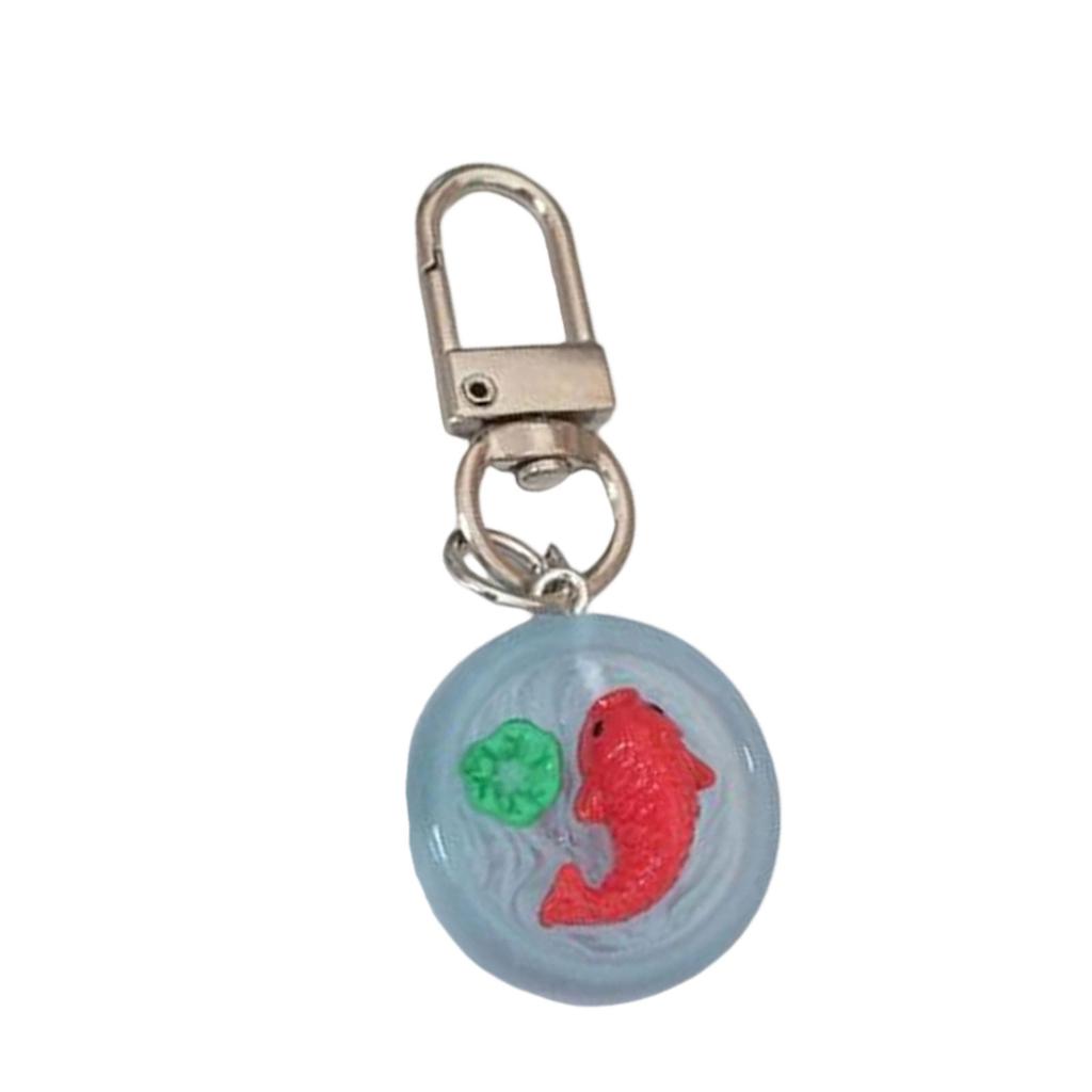 Adorable Glowing Aquarium Keychain Resin Art Keyring For School Supplies Gift Night Light Fishbowl Key Chain