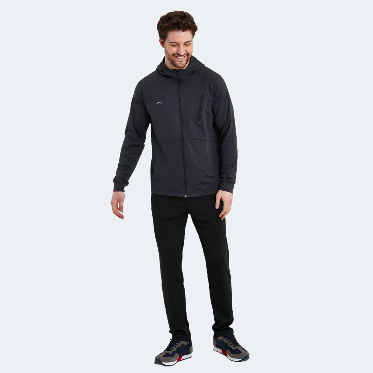 

ROBERTO Мужской спортивный костюм