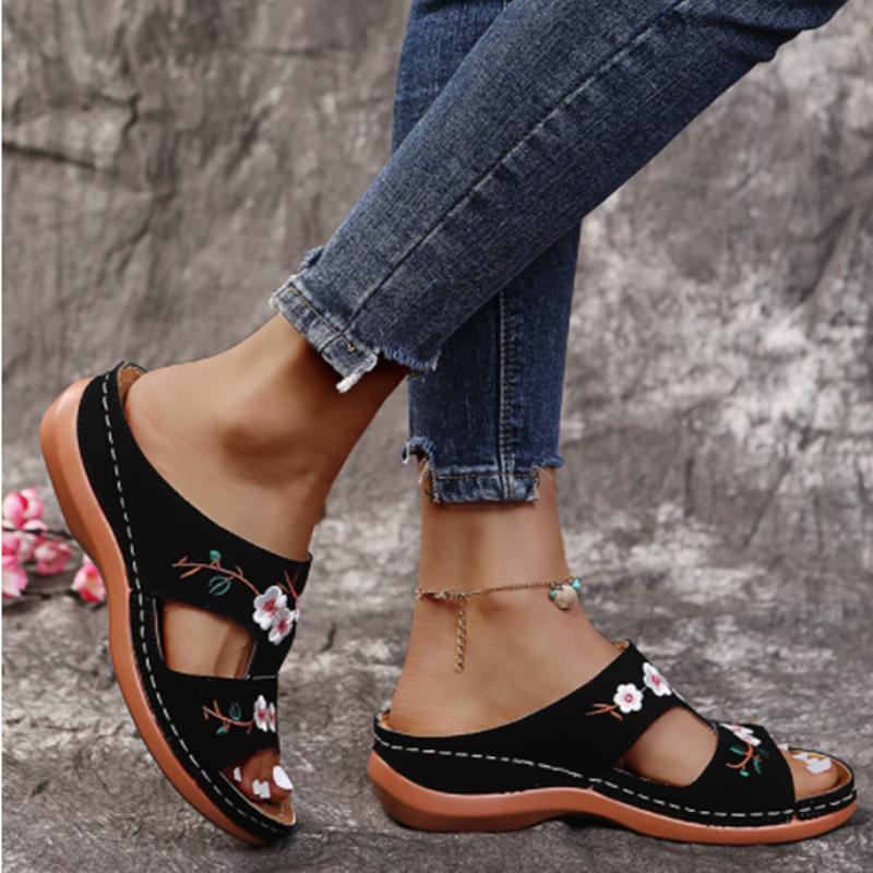 New Summer Women Embroidery Slide Sandals Vintage Embroidery Design PU Leather Slipper Gift Casual Wedges Slippers