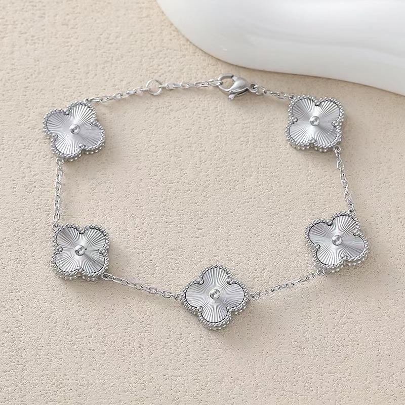 Lucky Four-leaf Clover Five-flower Bracelet - Tarnish-free Women's Bracelet