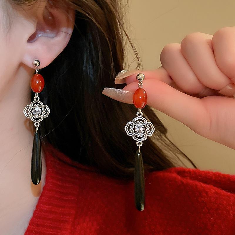 Retro Earrings Design Sense Personality Versatile Earrings Earrings Ethnic Style High-end Temperament Earrings