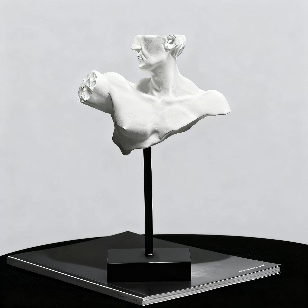 

Креативные позолоченные бюсты из смолы Греческие и римские статуэтки бюстов Абстрактные бюсты Модели человеческого тела из смолы Домашний декор