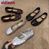 Fashion Fashion Pleated Women Mary Janes Flats Shoes Soft Female Round Toe Footwear Buckle Ladies Flats Shallow Shoes