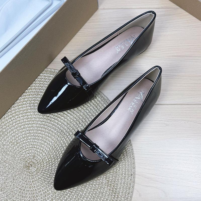 Fashion Butterfly Flat Shoes for Women Spring and Autumn 2025 Mary Jane Shallow Mouth French Retro Pointed Toe Plus Size Women's Shoes