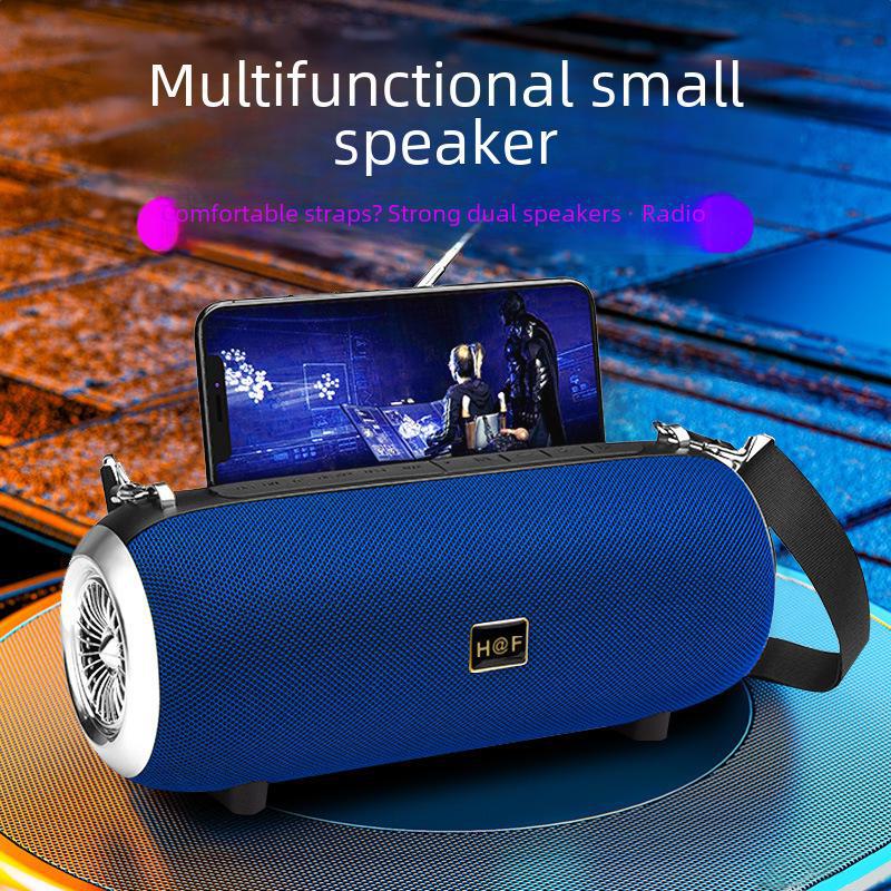 

«Мощный портативный Bluetooth-динамик с ремешком и радио» null чёрный