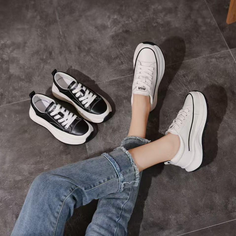 Genuine Leather Little White Shoes for Women's Autumn Students, Versatile Height-increasing Single Shoes for Women To Withdraw from the Cabinet
