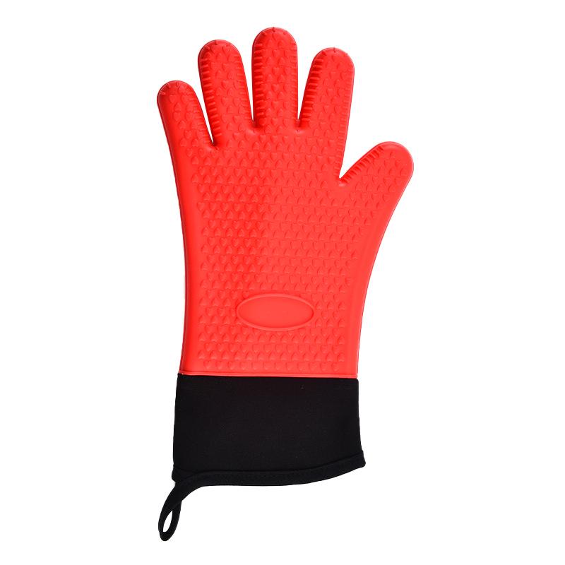 Heart-Shaped Silicone Insulated Oven Mitts: Cotton-Padded, Heat-Resistant, Five-Finger Design for Cooking and Baking.
