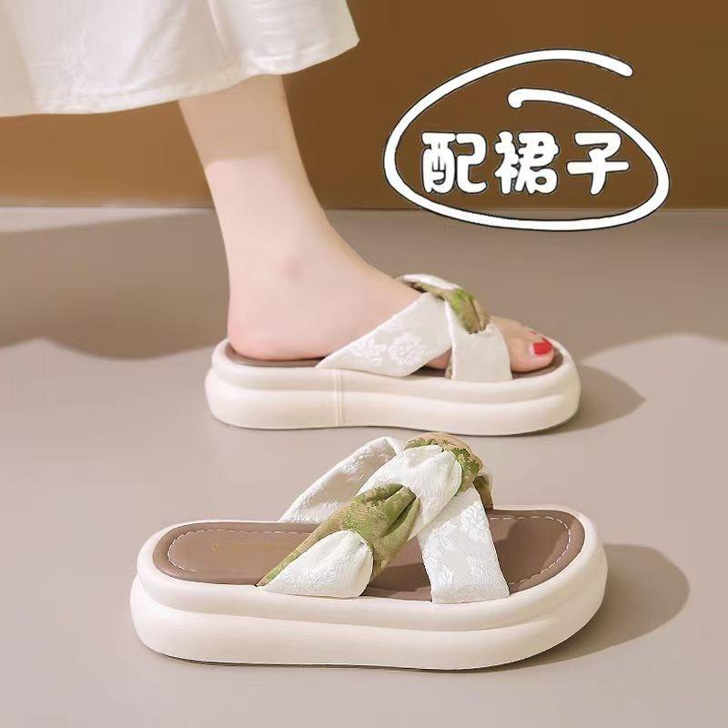 Platform slippers women's outerwear summer new models with skirts beach fashion flip-flops