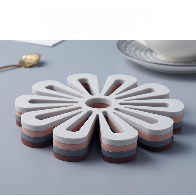 1Pc Creative Style Thickened Table Mat, Dining Table Insulation Mat, Anti-scalding Mat, Household Plate Mat Pattern Non-slip Teacup Mat