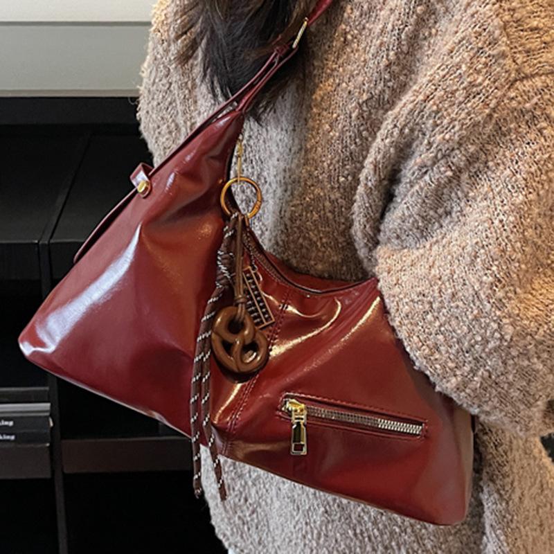 High-value Large-capacity Bag Women's 2025 New Fashion Messenger Bag Casual Foreign-style Shoulder Bag Simple Small Square Bag