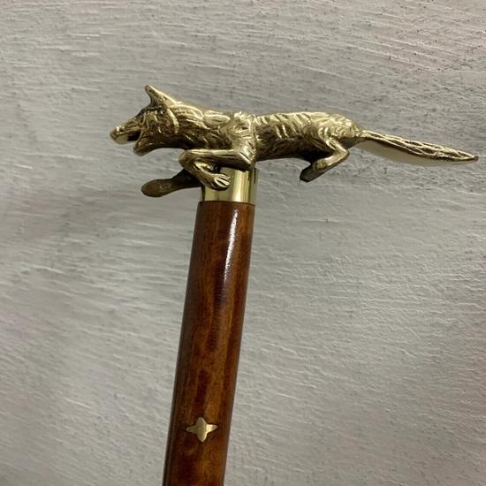 Lott på 10 Vintage Look Spaserstokk i tre Messing Ulik type Messing Håndtak Knott Gaveelement Nyttig trestokk for unisex