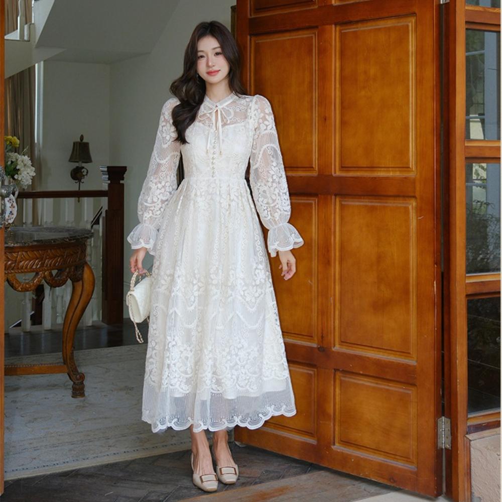 Elegant Lace Dress Women Mesh Embroidery Lanetern Sleeve Elegant Vintage Long Robe Holiday Prom Party Dresses