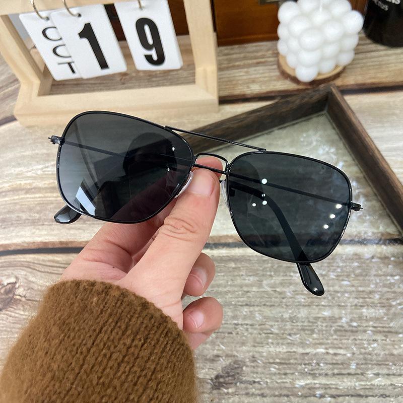 

Premium Brown Luoyi Sunglasses, Metal Wind Double Beam Driving Outdoor Versatile Sunglasses