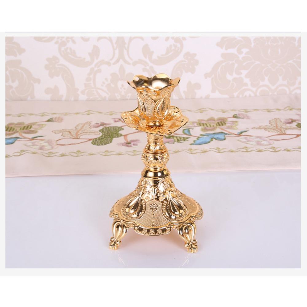 Luxury European Dining Table Model Room Soft Decoration Ornament European Candlelight Dinner Props Metal Wedding Candle Holder