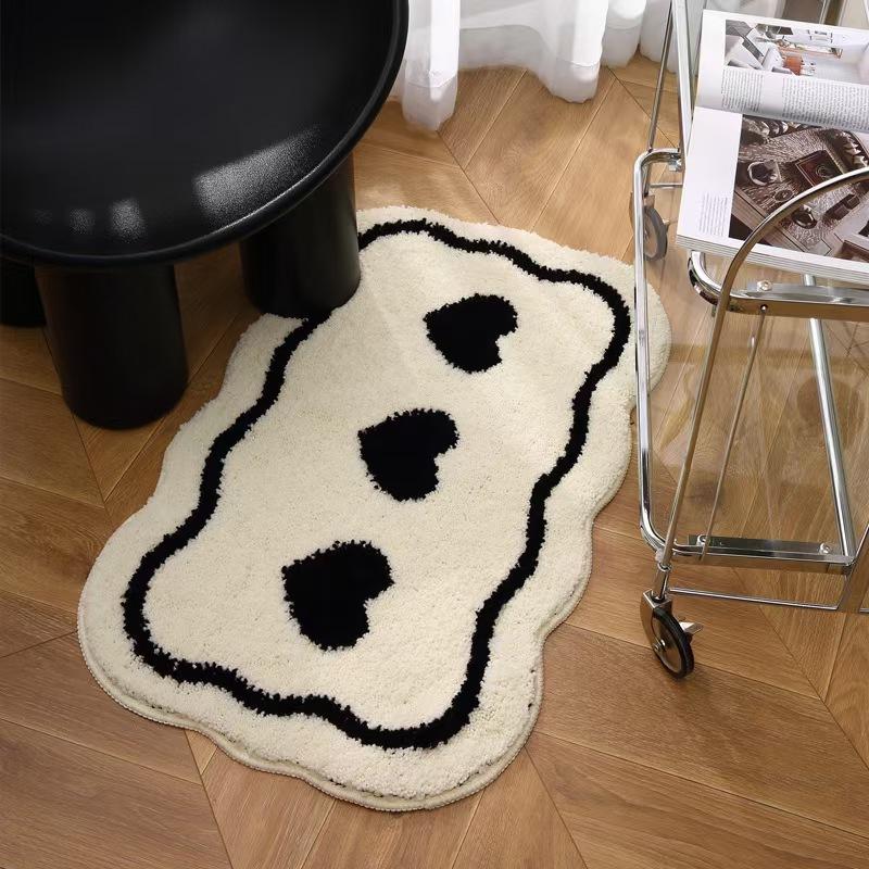 Black White Heart Pattern Bath Mat Absorbent Non-Slip Kitchen Bathroom Rug Soft Fluffy Shower Floor Mat Home Bathroom Decor Gift