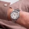 Guess Silberne Edelstahl-Quarzuhr mit Kalender - GW0308L1