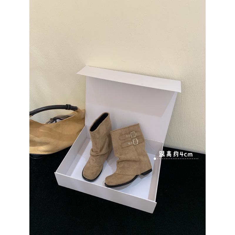 

Belt buckle thick-soled thick-heeled stacked boots women s 2025 new pleated trousers short boots retro knight Martin boots 39 хаки