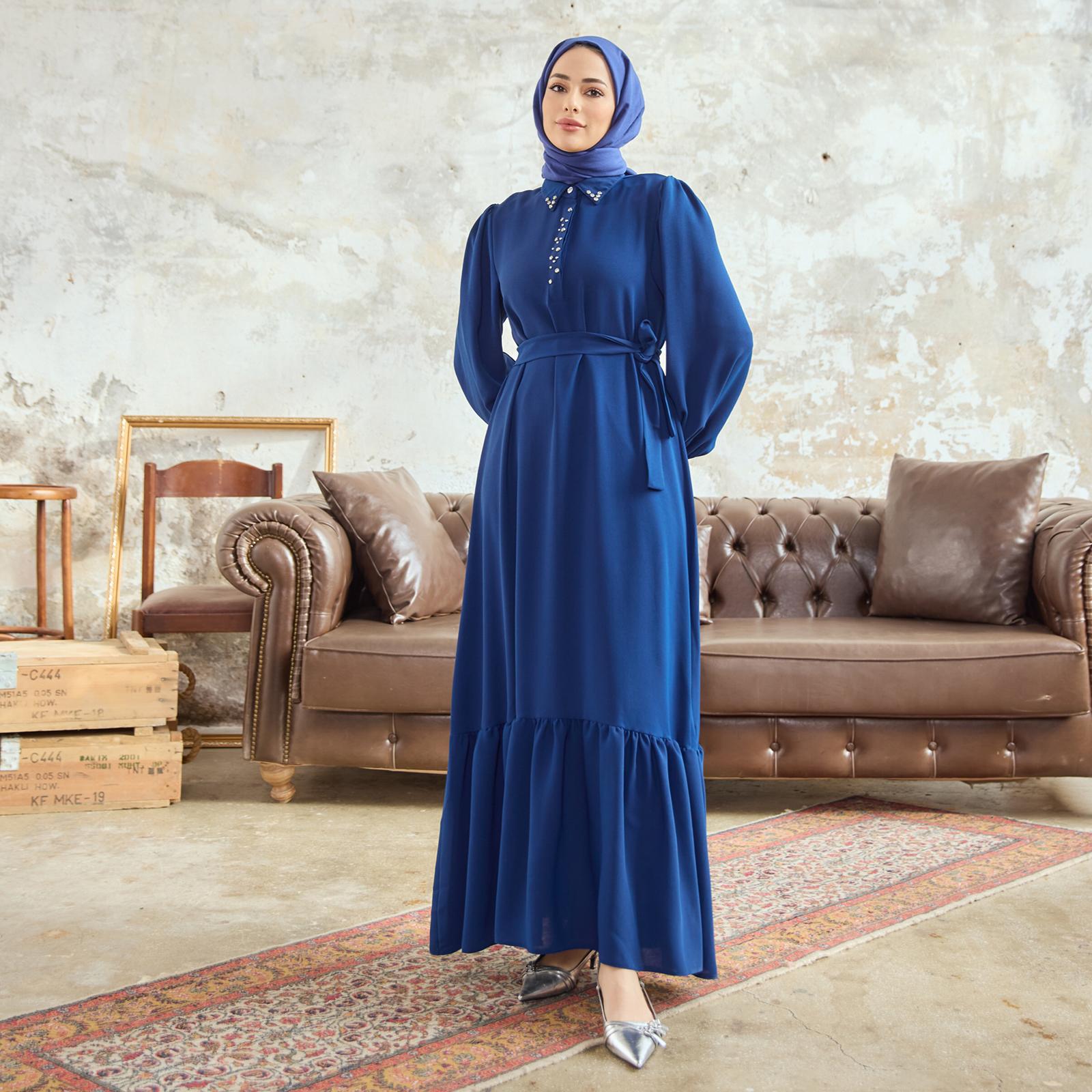 

Женское платье Neva Stone с длинными рукавами и плиссированной современной одеждой