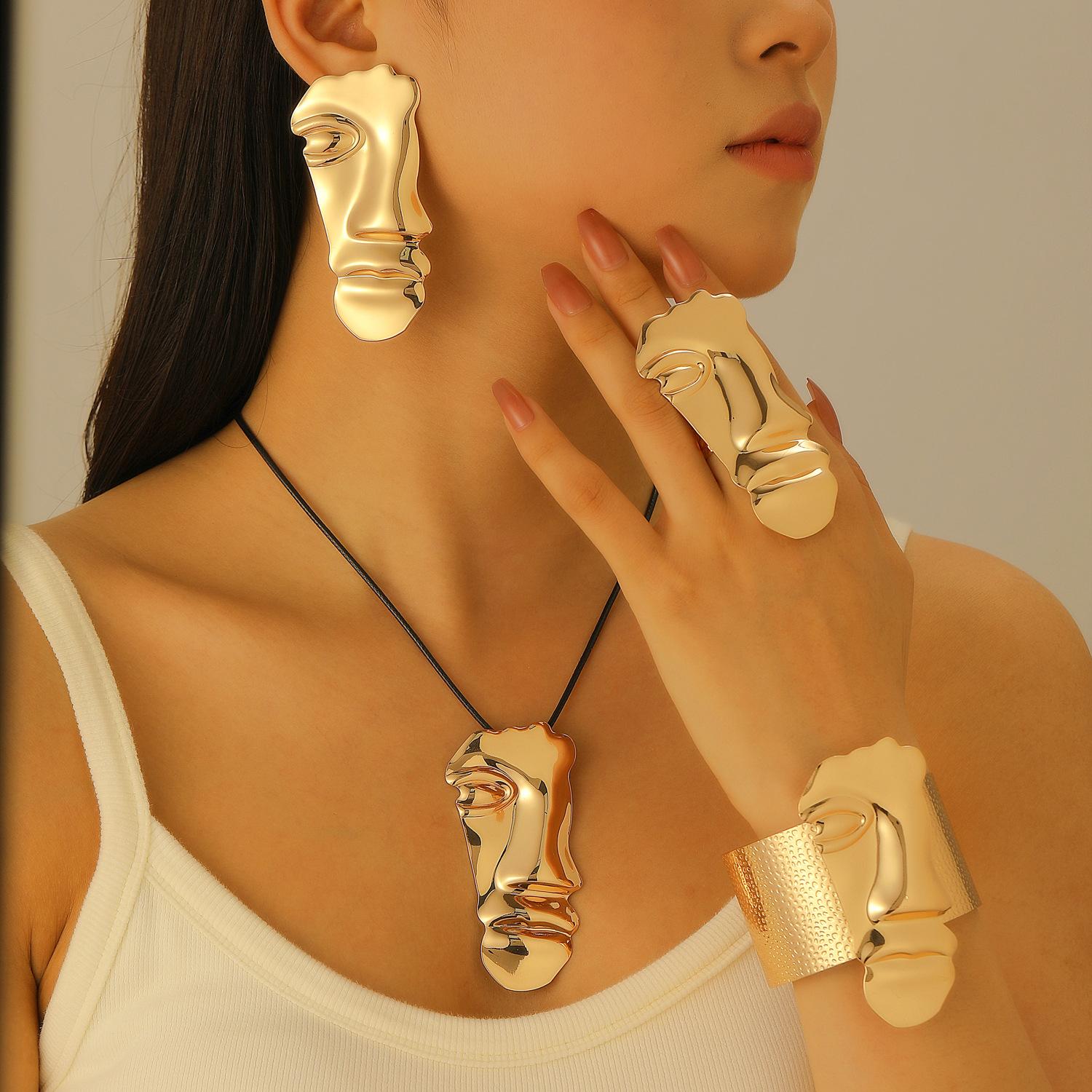 

Модный комплект ювелирных изделий ожерелье браслет серьги кольцо для женщин дамы золотой