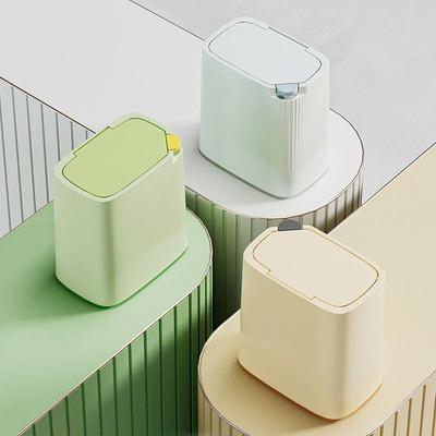 Tīrīšanas līdzekļi – Atkritumu tvertnes