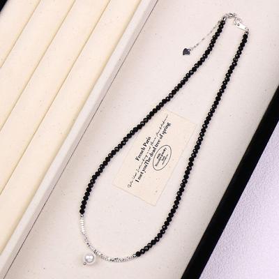 Damen High-End Schwarzkristall & Silberperlen-Halskette: Elegant, Vielseitig und Exquisites Fashion-Statement.