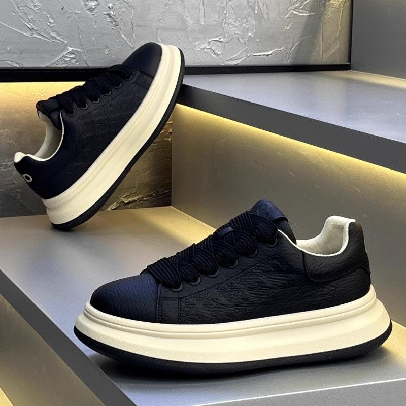 Scarpe casual premium suola ultra-leggera morbida scarpe da escursionismo all'aperto scarpe da trekking studente giovani genuine comode scarpe da corsa