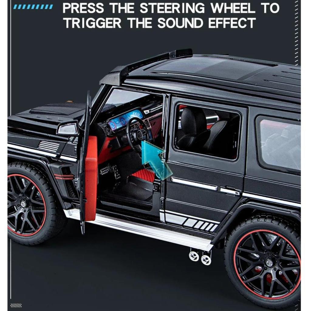 1/18 Brabus G800 Off Road Vehicle Model Car Toys Alloy Metal Diecast SUV Model Toy with Sound and Light Birthday Gift for Kids