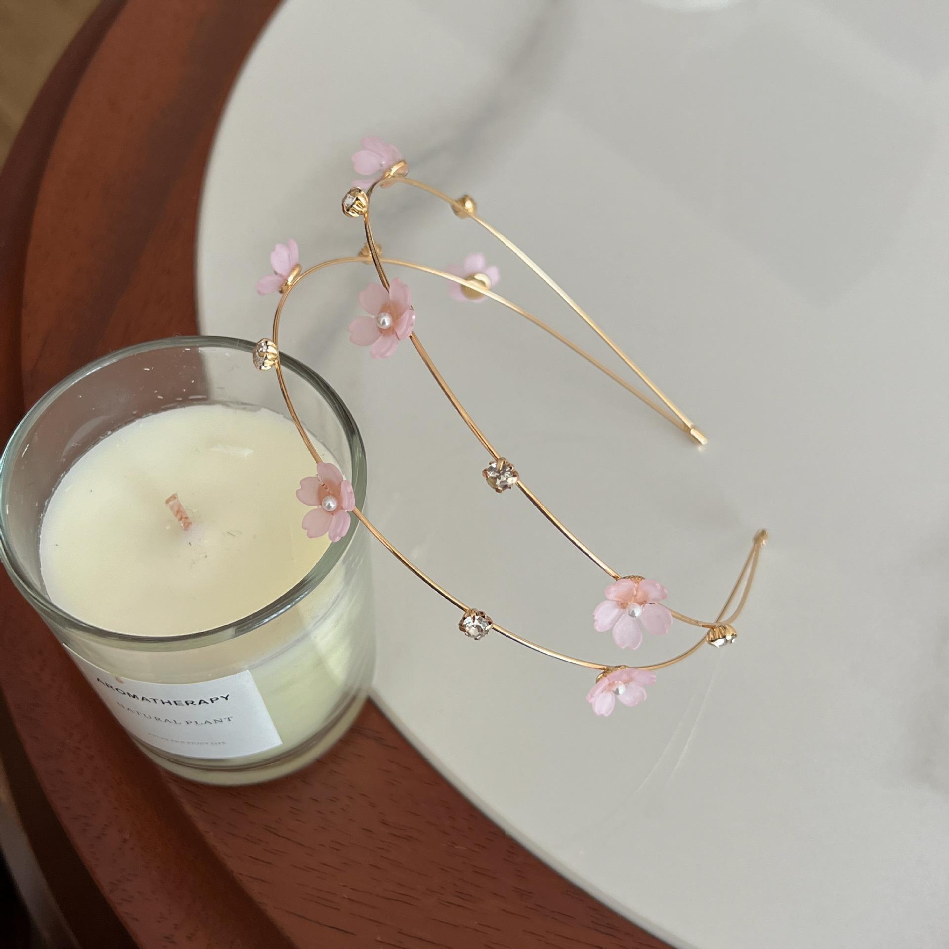 

Повязка на голову с нежным цветком сакуры: Заколка для волос с жемчугом «Лесная фея» для женщин