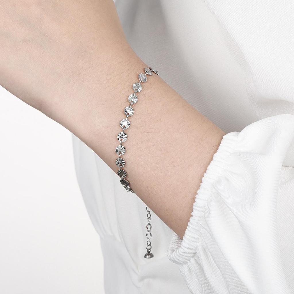 Bracelet Coréen Haut de Gamme Minimaliste à Paillettes Tournesol en Acier Titane Embossé pour Femmes