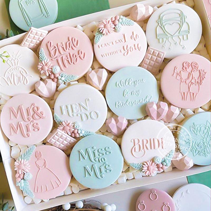 Bride To Be Wedding Cookie Embossed Stamp Mr Mrs Love Biscuit Mould Valentines Day Party Supplies Bridal Shower DIY Baking Tools