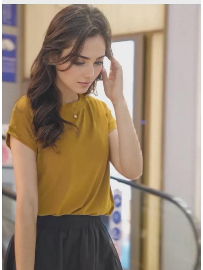 New Style Slim Round Neck Solid Color Niche Tops with Bat Sleeves