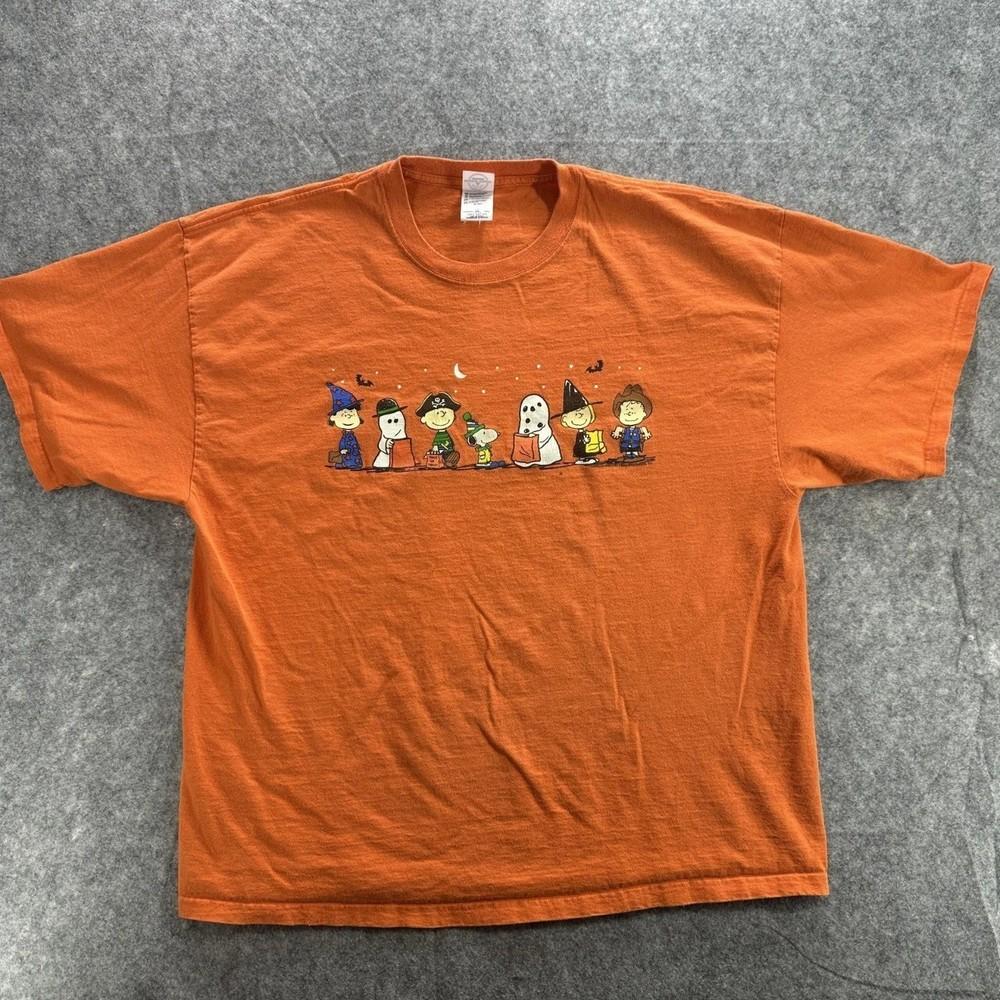 Halloween Dog , Cute Puppy in Costume Graphic Tee, Funny Spooky Shirt Unisex T-Shirt M