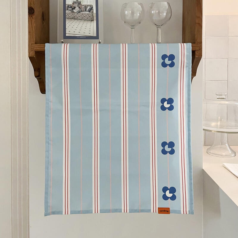 Swimming Giart Kitchen Cross