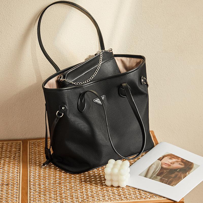 Mrs. Qiao Tote Bag for Women 2025 New Autumn Winter Large Capacity Versatile Commuter Bag High-End Feel Shoulder Bag Women's Bag