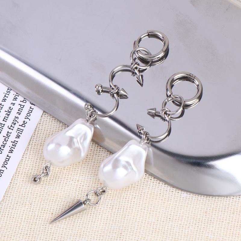 Korean Fashion Irregular Pearl Rivet Earrings For Women Punk Asymmetry Geometric Earrings Goth Grunge Jewelry Accessories