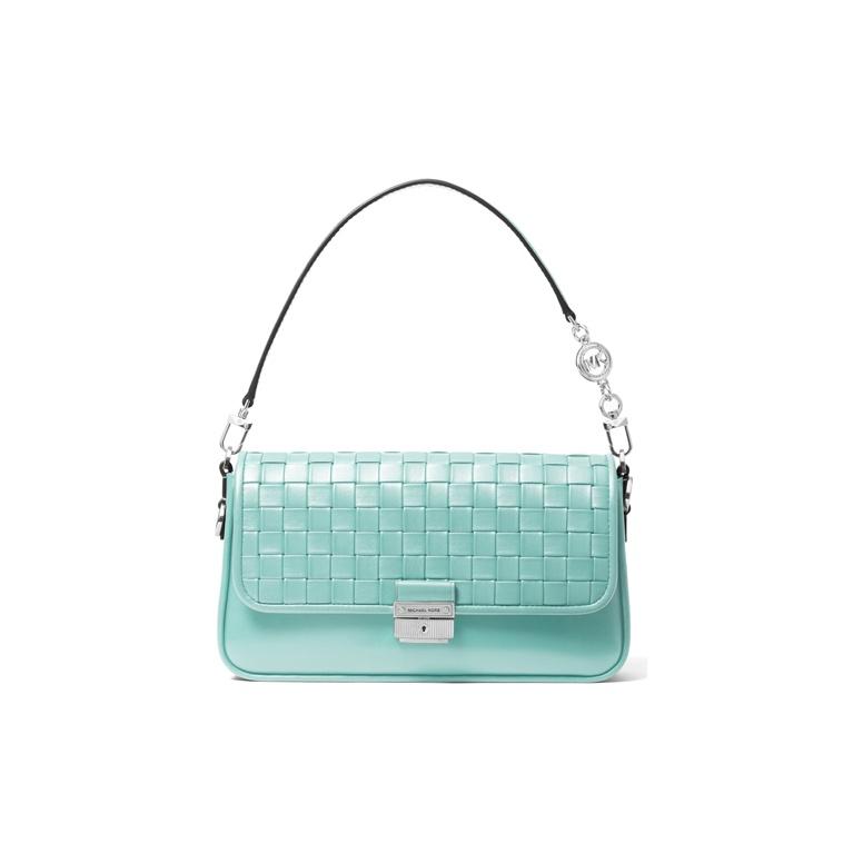 

Michael Kors MK Bradshaw Плетена Сумка через плече з клапаном та Логотипом-Літерами на Ланцюжку Шкіряна Багетна Сумка Маленька Жіноча Сумка через плече Світло-Блакитна 30S1S2BL1T-432 Basic Set (Bag+Dust Bag)