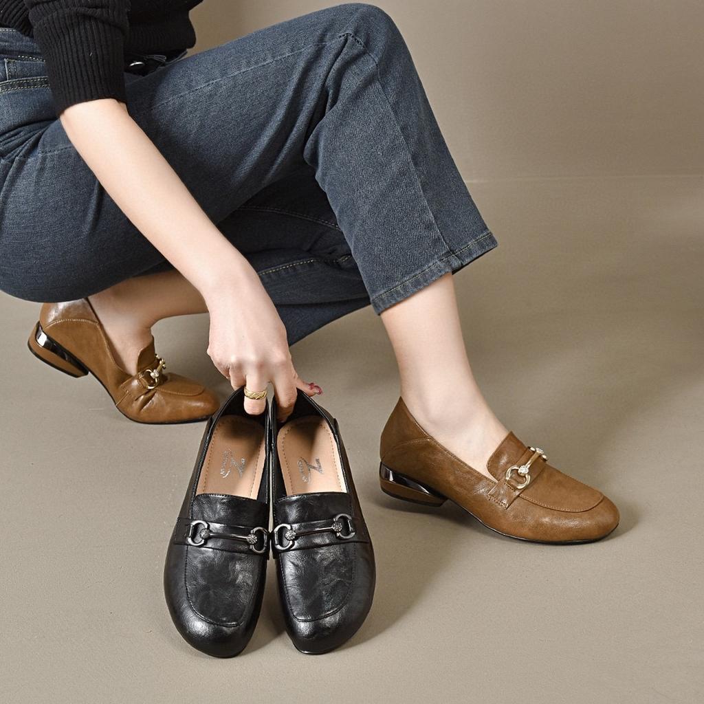 Round Head Flat Shoes Women's Spring New Metal Buckle Low Heel Shallow Mouth One Pedal Women's Small Leather Shoes