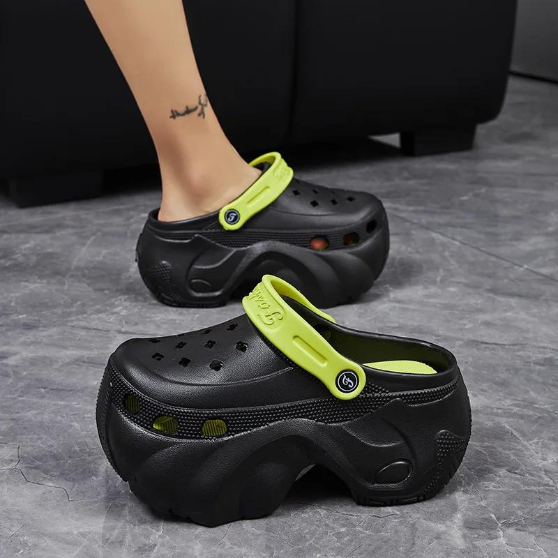 Fashion New 8cm Platform Slippers Woman Fashion Clogs Thick Sole Close Toe Girls Street Beach Slides Female Slip On High Heel Sandals