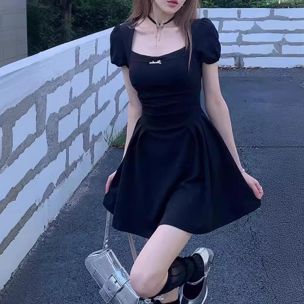 Square collar pure desire style black dress women's waist temperament design sense short a word small black skirt summer