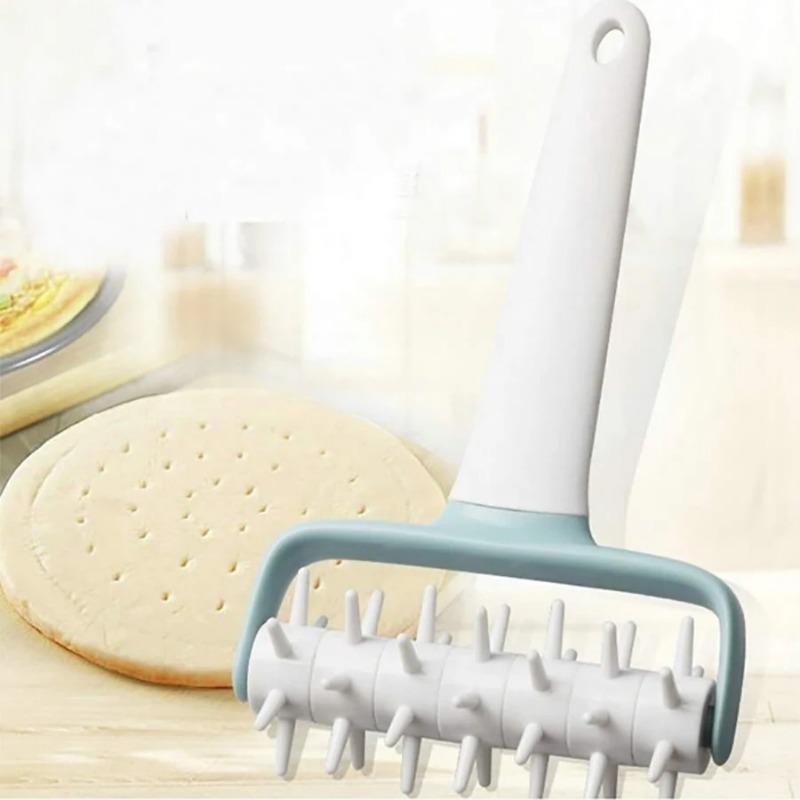 1PC Pizza Dough Punch Roller Needle –PP Dough Ventilation Tool for Baking Pizza, Bread, and Cookies – Essential Baking Accessory