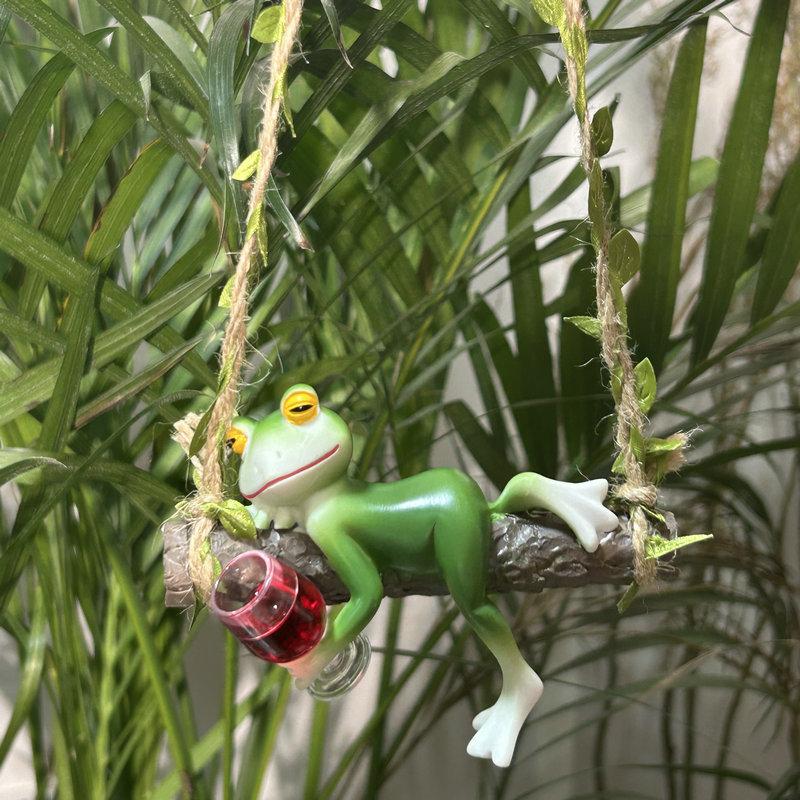 Hanging Swing Frog Resin Ornament With Wine Cup Tree Hanging Statue Yard Patio Balcony Garden Micro Landscape Decor