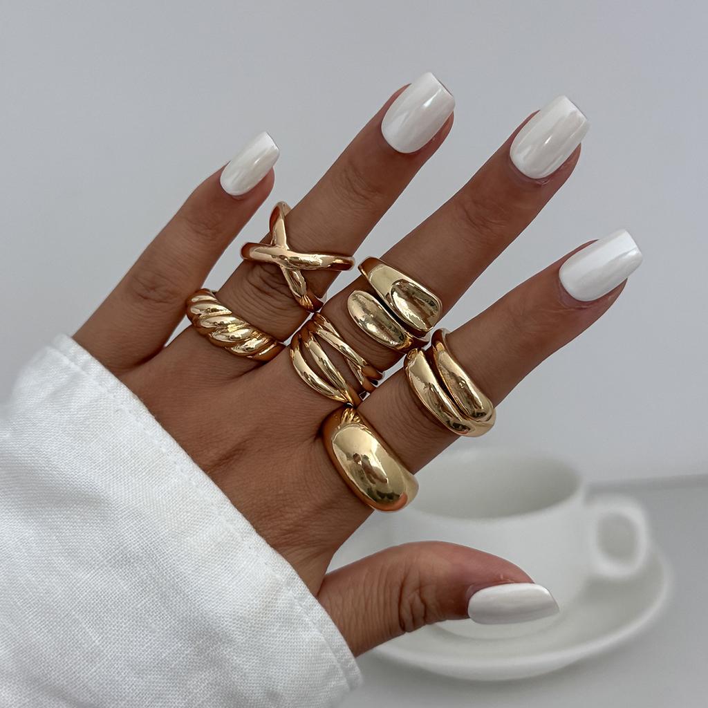 Vintage Smooth Adjustable Joint Open Rings for Women Exaggerated Gold Color Geometric Finger Rings Hip Hop Daily Jewelry Gift New