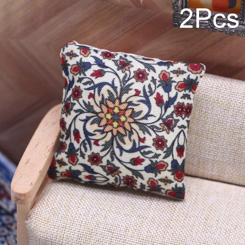 2 Peças 1/12 Almofadas Bohemian Miniatura Fofas Brinquedos de Móveis para Casa de Bonecas Acessórios para Sofá Cama