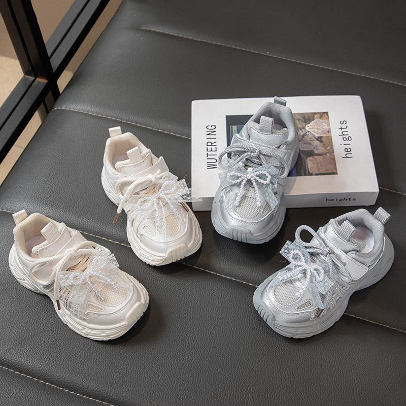 Girls' Soft Sole Sneakers 2025: Spring/Autumn Casual Shoes for Students, Ages 6-12.