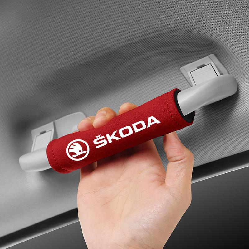 dclaq2 1Pcs Car Roof Pull Cover Handle Gloves For Skoda Fabia Octavia A7 RS Superb Rapid Yeti Karoq Kodiaq Kamiq Interior Accessories