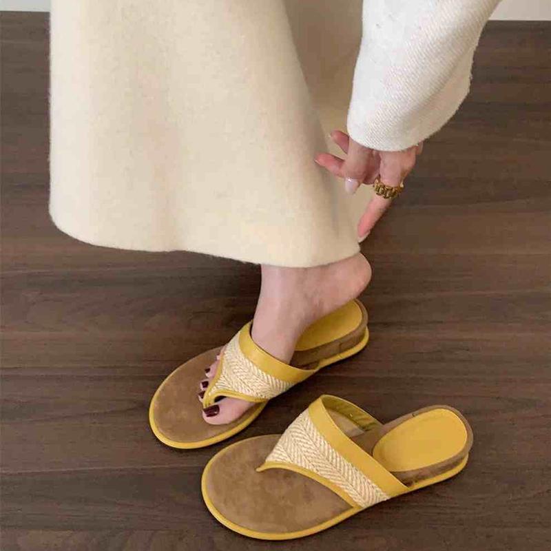 

Летние женские босоножки на танкетке с зажимом для пальца, уличные повседневные пляжные шлепанцы для отпуска, женские модные шлепанцы в богемном стиле 35 жёлтый